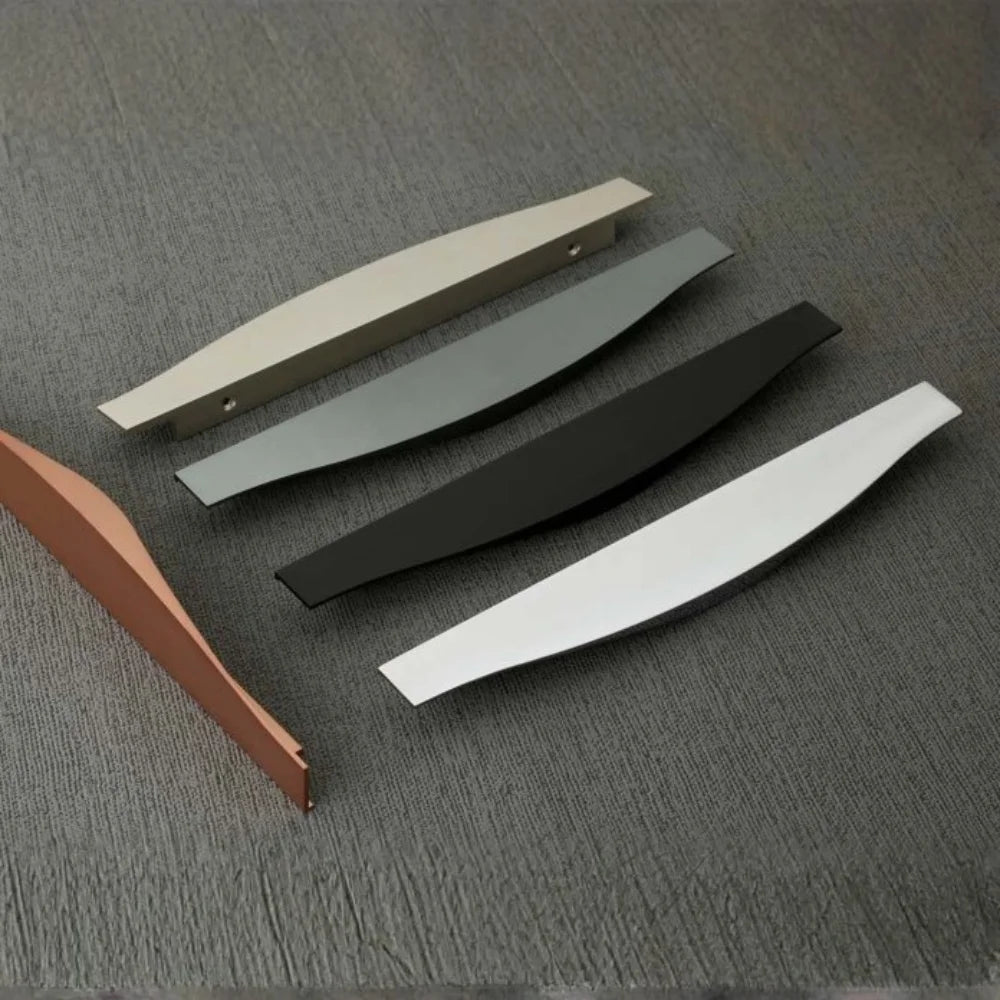 Profile handle – Laher